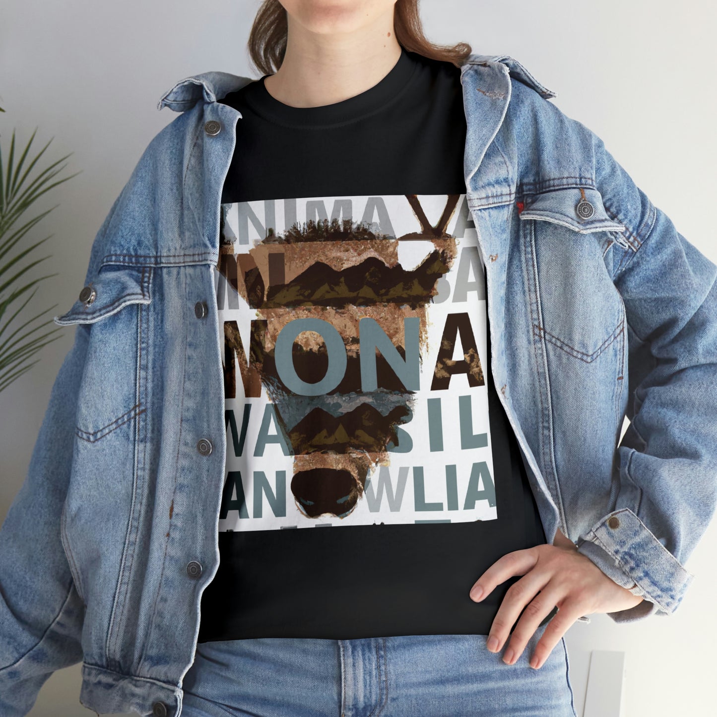 The wildlife of Montana is incredibly diverse, consisting of species such as lynx, cougar, bighorn sheep, elk, moose, mule deer, white-tailed deer, black bears, grizzly bear, wolves, - T-shirt