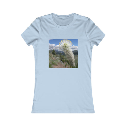 Carnation - T-shirt