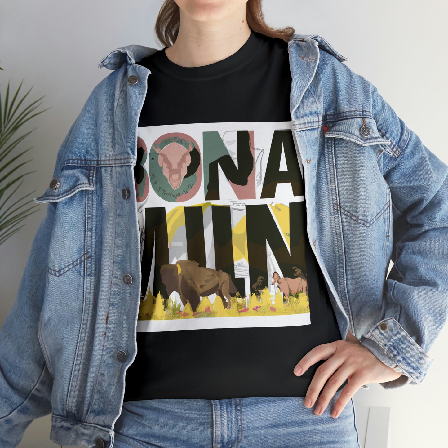 Montana supports an abundance of wildlife, ranging from large mammals like grizzly bears, elk, moose and bighorn sheep, to smaller creatures such as beavers, marmots, foxes and badgers. In addition - T-shirt