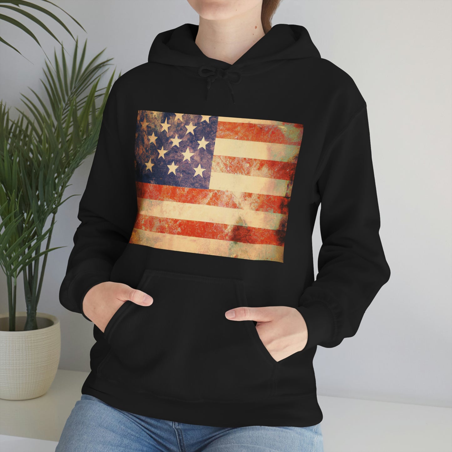 "We hold these truths to be self-evident, that all men are created equal, that they are endowed by their Creator with certain unalienable Rights, that among these are Life, Liberty and the pursuit of Happiness." – Thomas - Hoodie