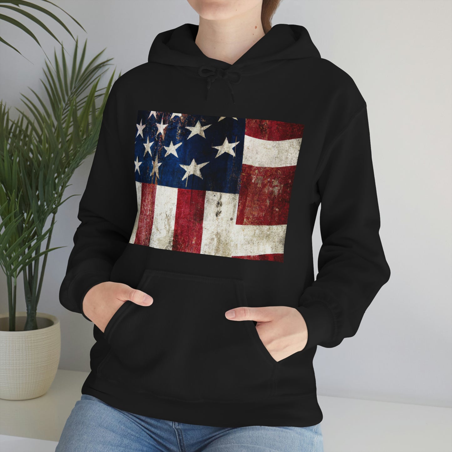 "We hold these truths to be self-evident, that all men are created equal, that they are endowed by their Creator with certain unalienable Rights, that among these are Life, Liberty and the pursuit of Happiness." - Thomas - Hoodie