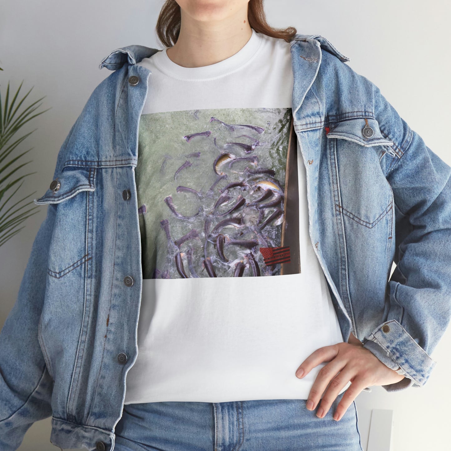 Chinese Shovel-head Fish (Neochela sinensis) - Tshirt