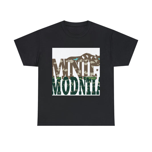 Montana wildlife includes a variety of mammals, birds, reptiles, amphibians, and fish. Montana is home to species such as bighorn sheep, mule deer, pronghorn, elk, black bear, grizzly bear - T-shirt